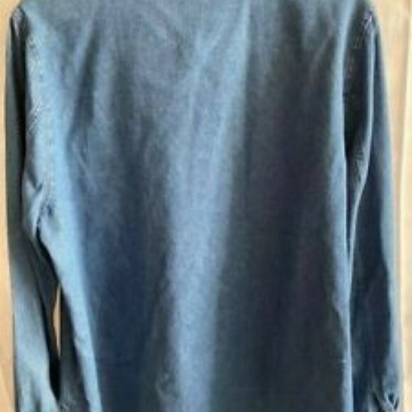 BLUE DENIM WOMEN'S SHIRT EMBROIDERED MERRY CHRISTMAS SIZE LARGE - Picture 3 of 6